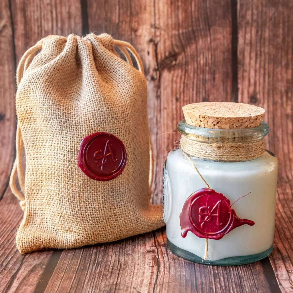 Bougie artisanale, naturelle et vegan cire de soja, lavande anglaise et minéraux de la mer Morte.