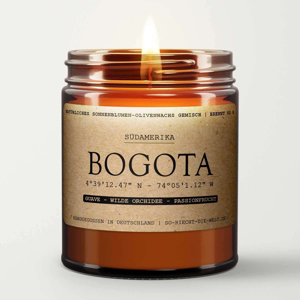 Bougie parfumée artisanale et naturelle à la cire de tournesol et d'olive, mèche en coton, senteur goyave, orchidée blanche et fruit de la passion.