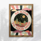 Impression d'art, affiche vintage inspirante et positive avec cadre chêne.