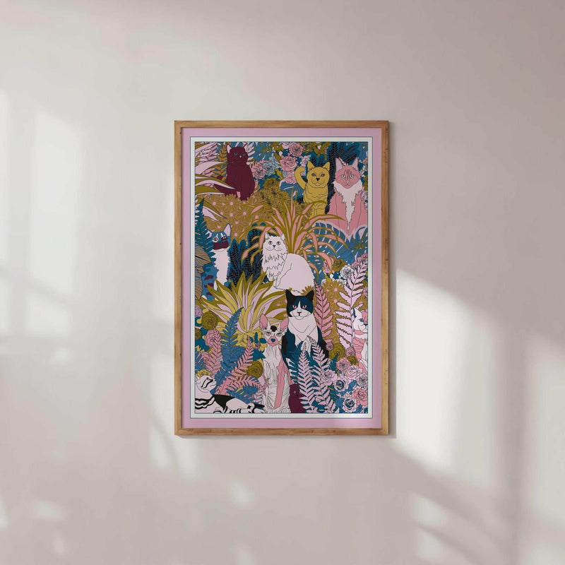 Impression d'art, affiche Le jardin des chats avec chats se cachant parmi les plantes par l'artiste Kitty, tailles A1, A2, A3 et A4.