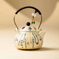Petite théière chinoise en porcelaine blanche avec calligraphie Lantingji Xu peinte à la main.