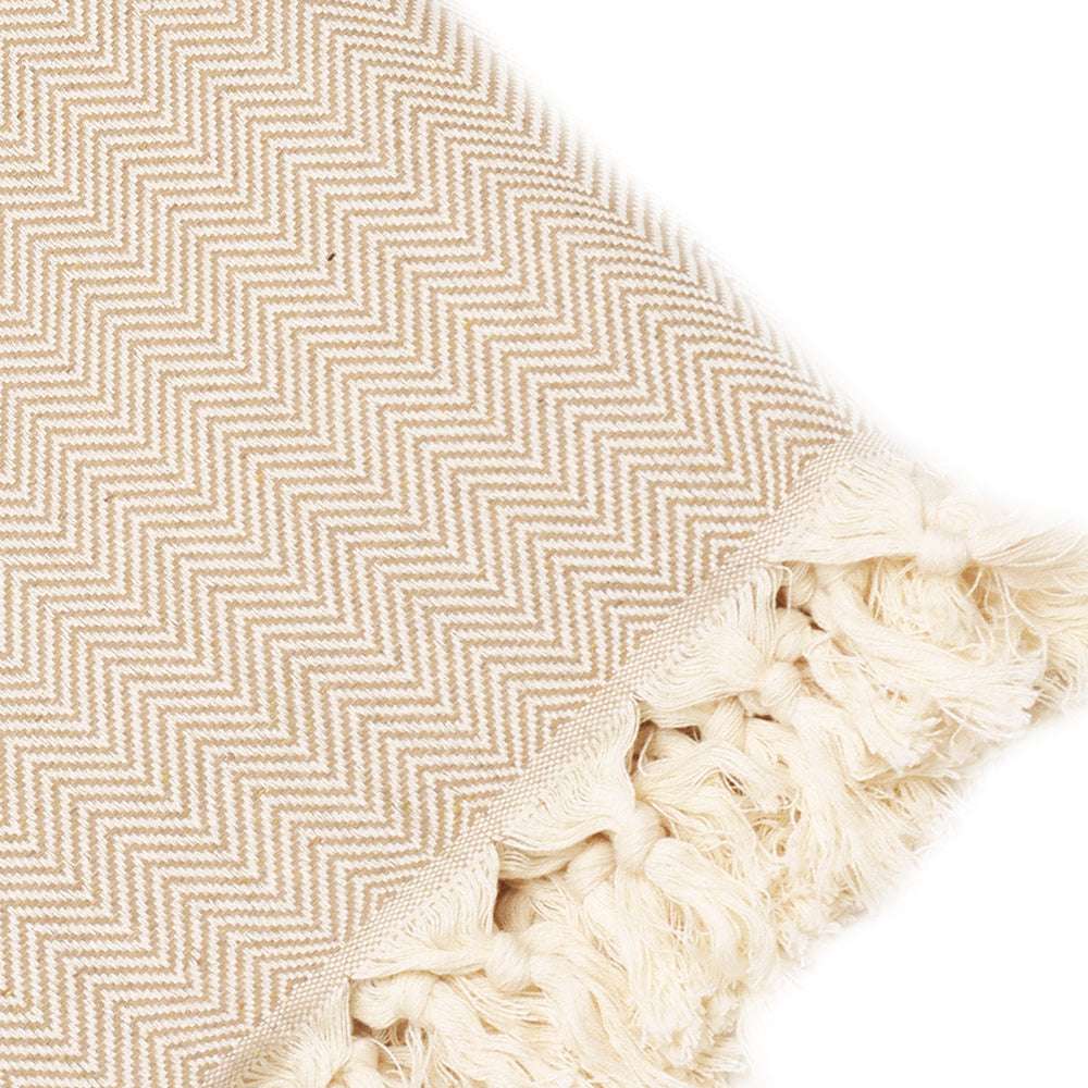 Plaid artisanal turque beige à chevrons.