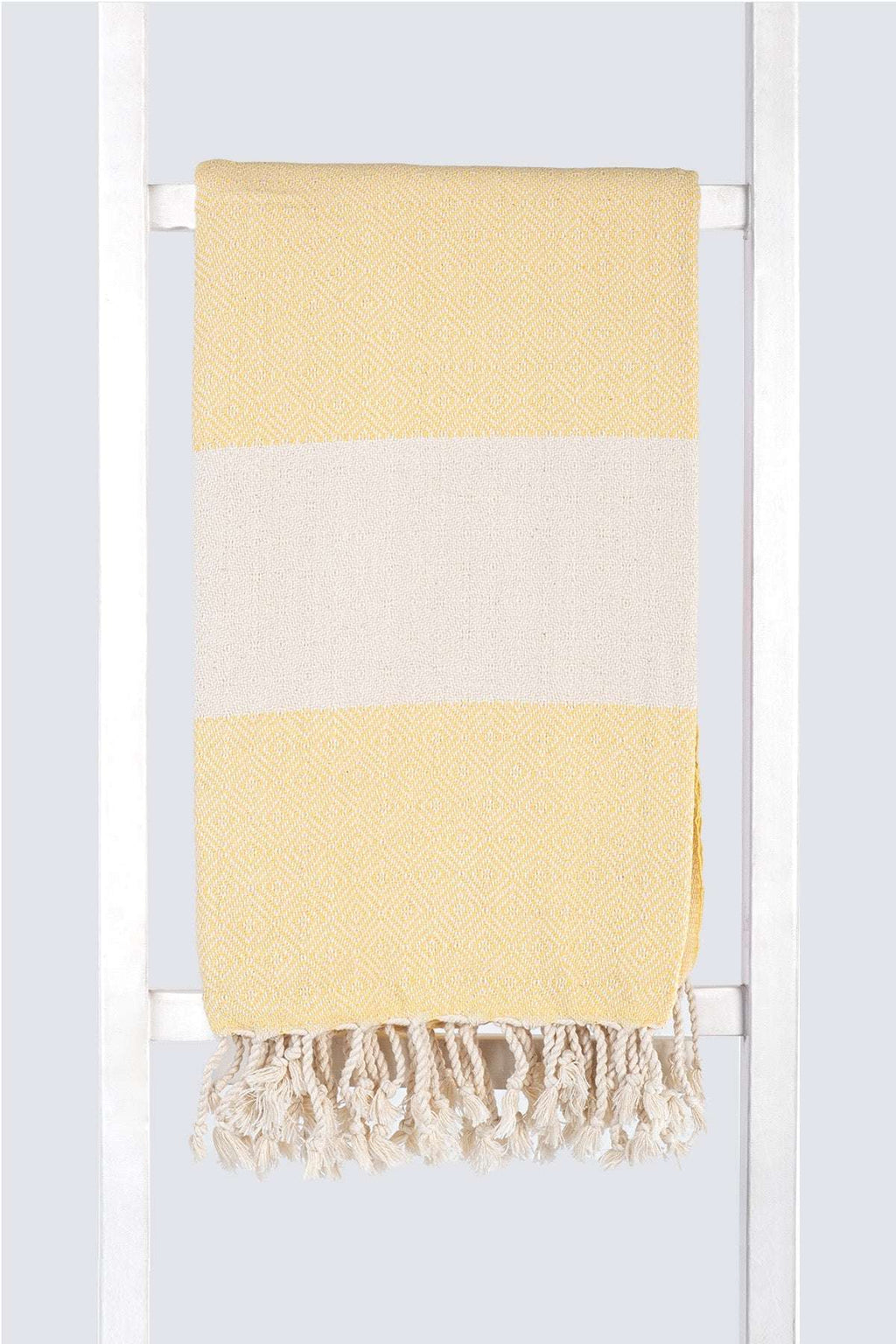 Serviette turque artisanale en coton, Peshtemal motif diamant couleur jaune.
