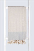 Serviette turque artisanale, Peshtemal coton turc couleur gris.