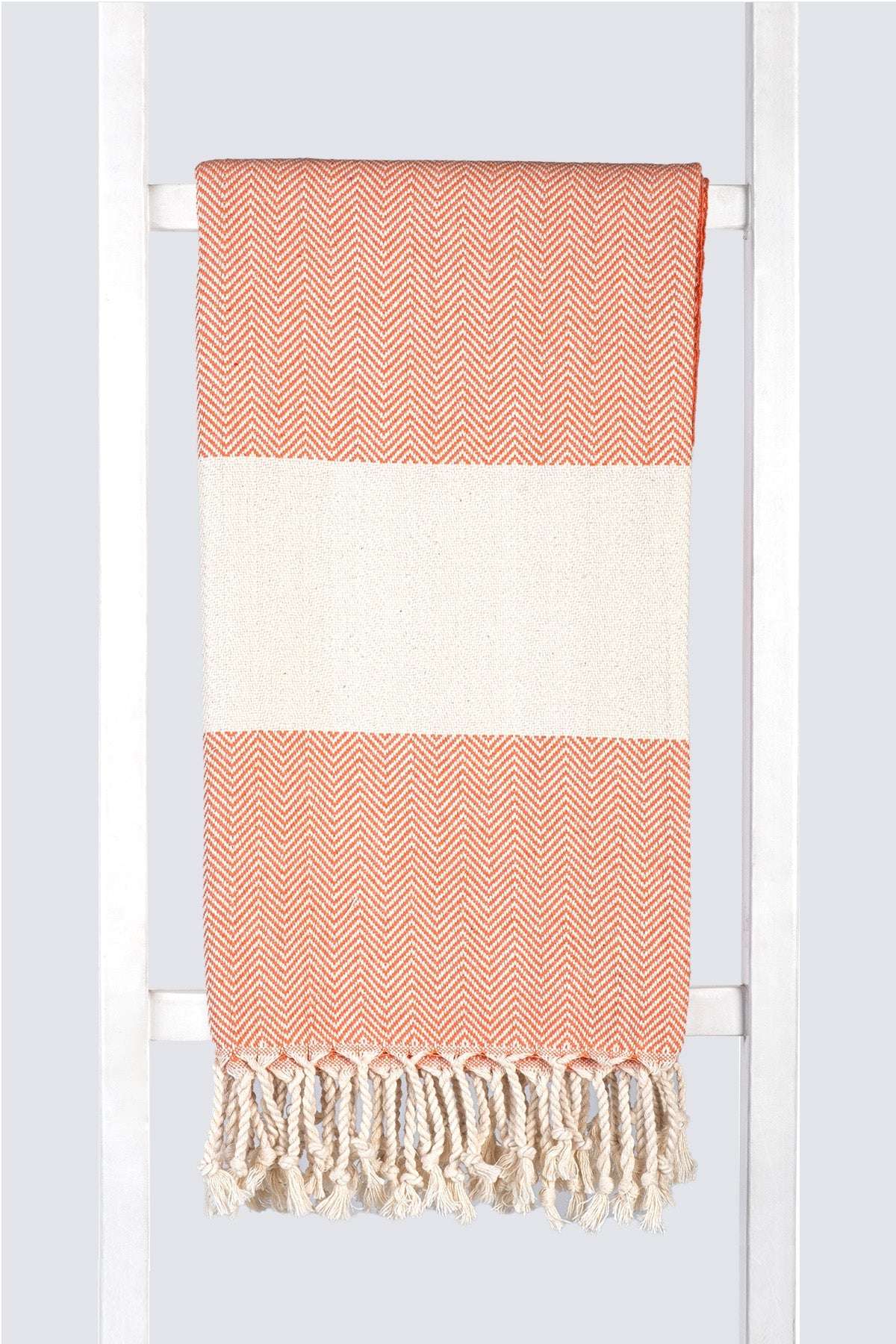 Serviette turque de hammam artisanale, Peshtemal 100% coton motif chevrons orange.