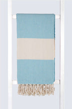 Serviette turque de hammam artisanale, Peshtemal 100% coton motif chevrons turquoise.